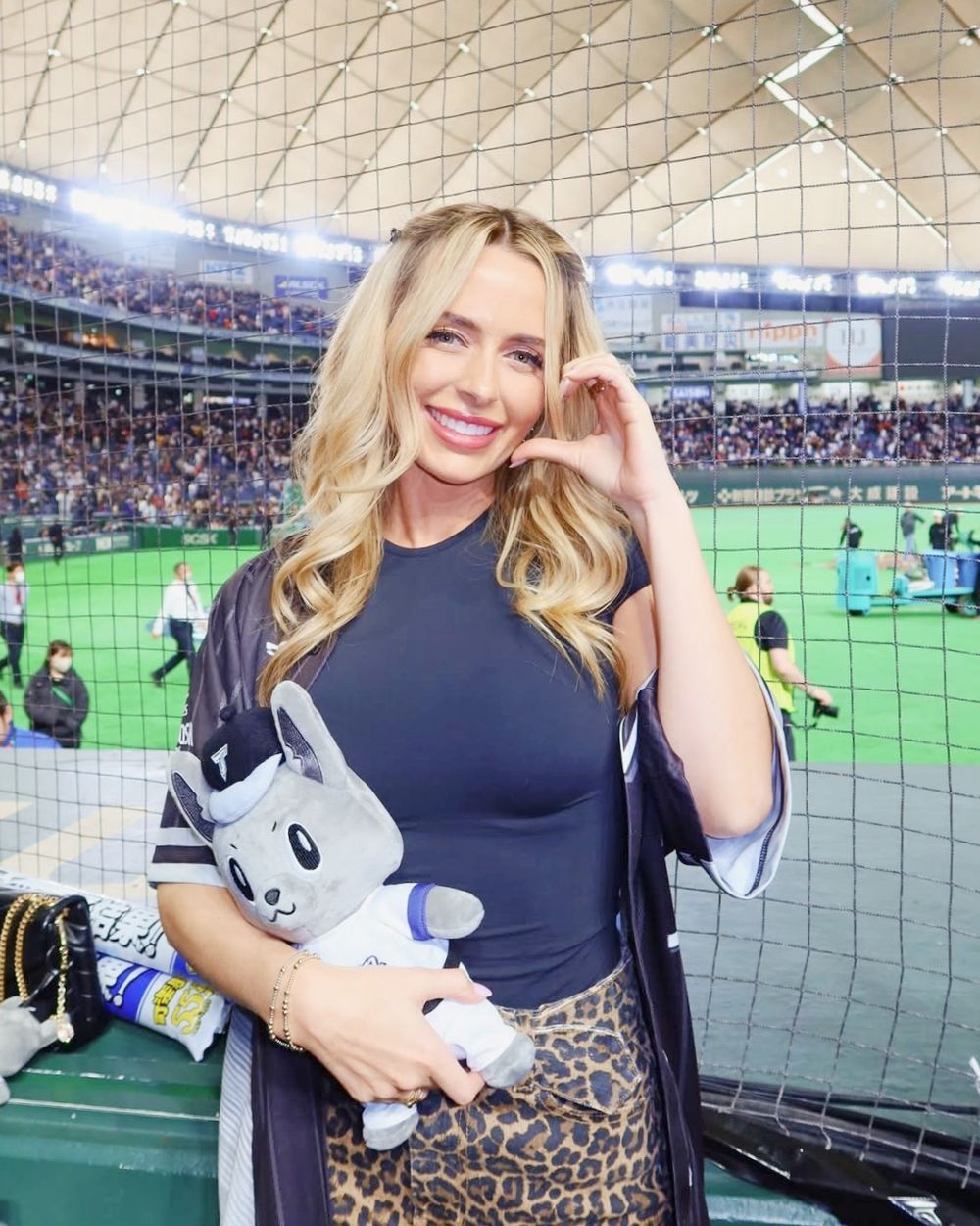 2026必買WBC中華隊應援小物懶人包！星巴克棒球小熊萌翻、費仔老婆狂曬「歐告玩偶」有望補貨？-16