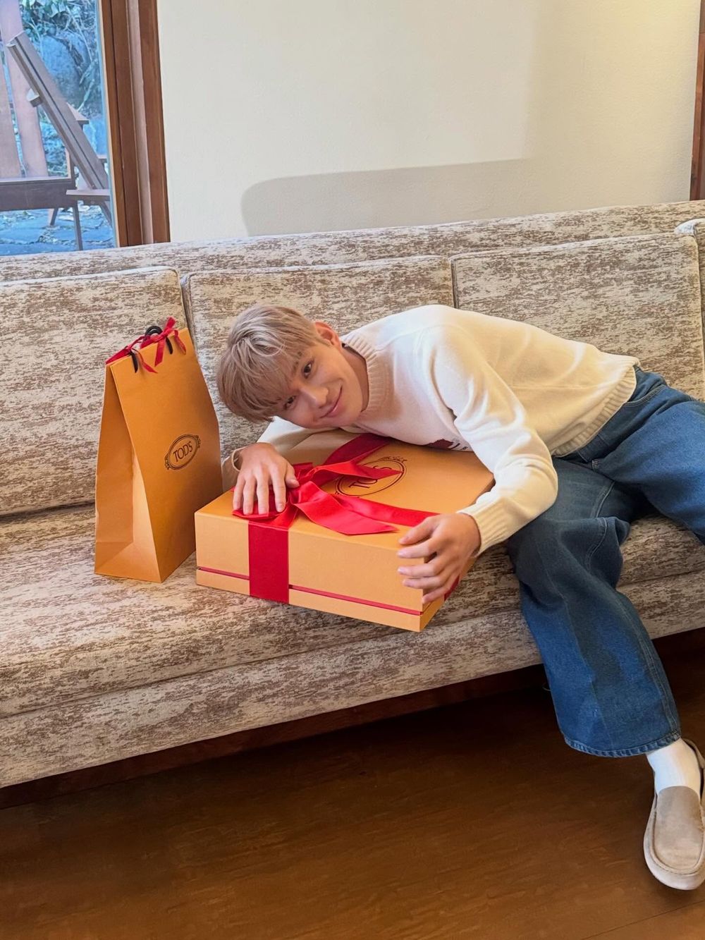 韓網公認7位「四次元」男偶像代表！希澈「瘋子偶像」始祖，杋圭、Lee Know「冷面笑匠」-5