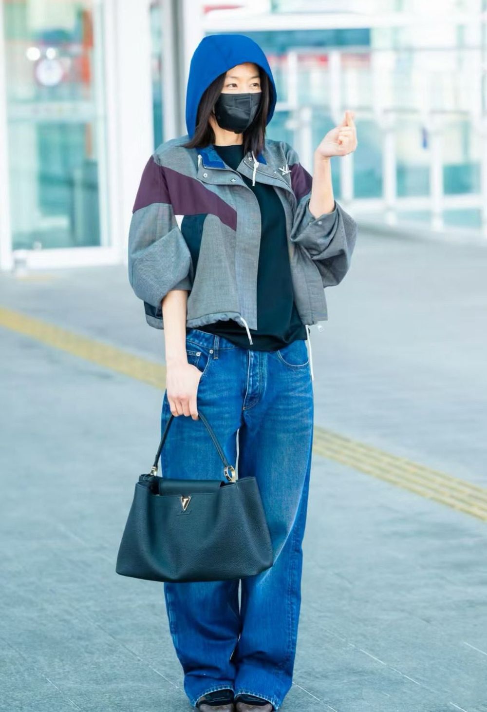 LV神仙小隊出發啦！精靈王子Felix依舊美到不行、全智賢根本「智慧與美」的女神化身！-4