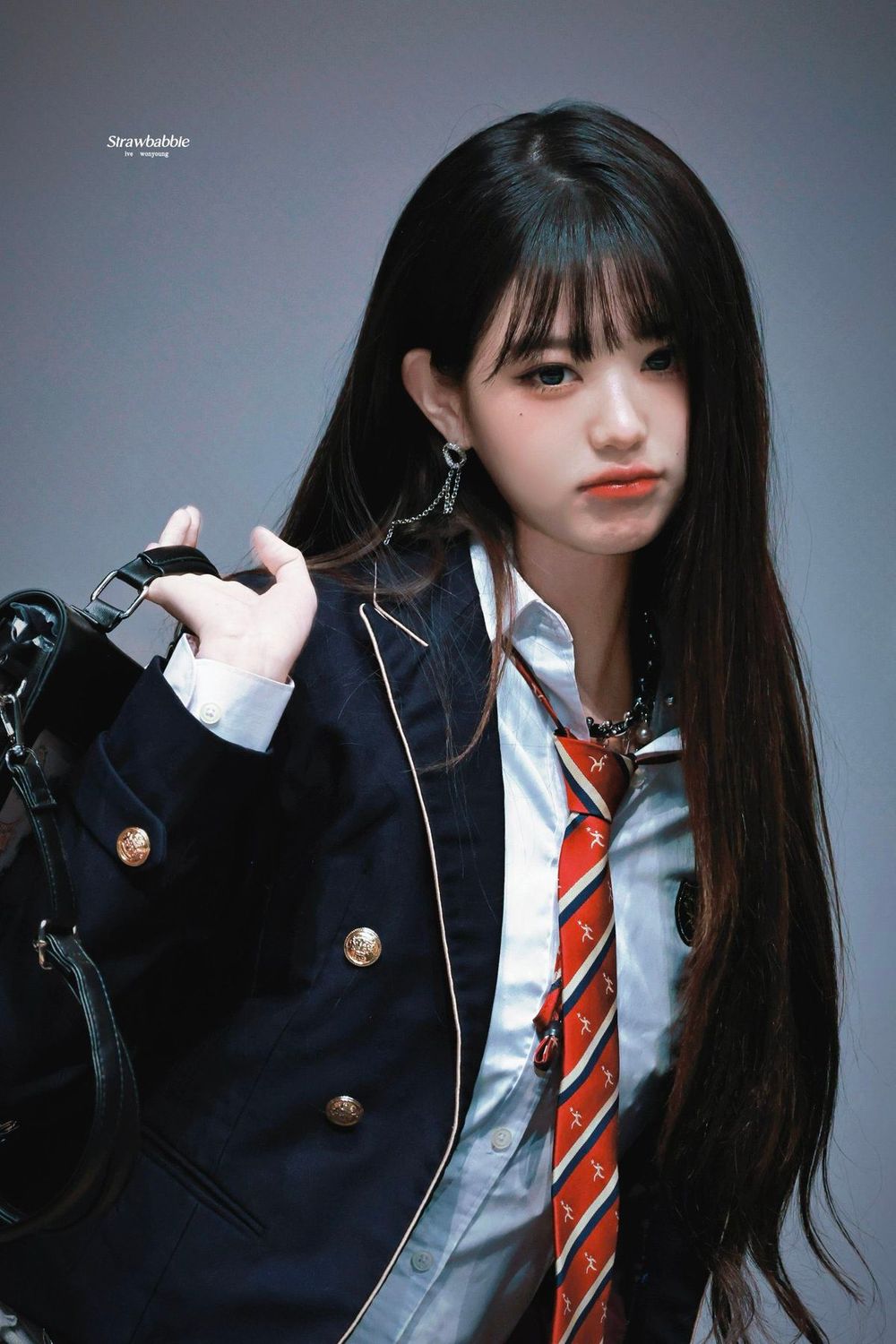 韓網公認6位擁有「漫畫臉」的KPOP女偶像！張員瑛被封「人間富江」，Karina、有娜臉蛋太精緻-4