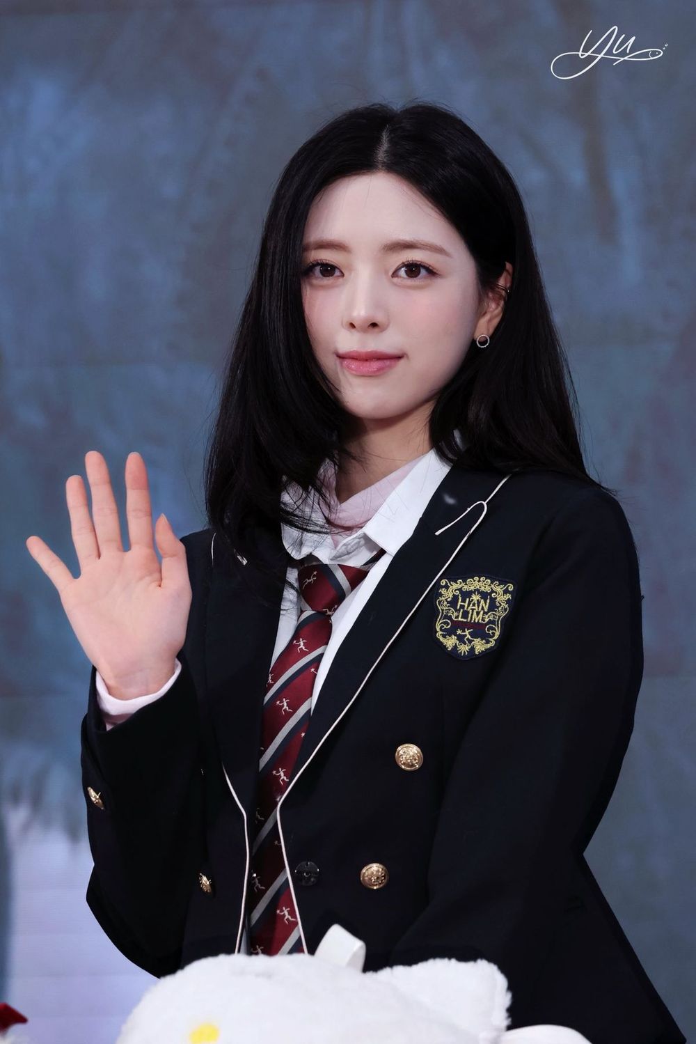 韓網公認6位擁有「漫畫臉」的KPOP女偶像！張員瑛被封「人間富江」，Karina、有娜臉蛋太精緻-9