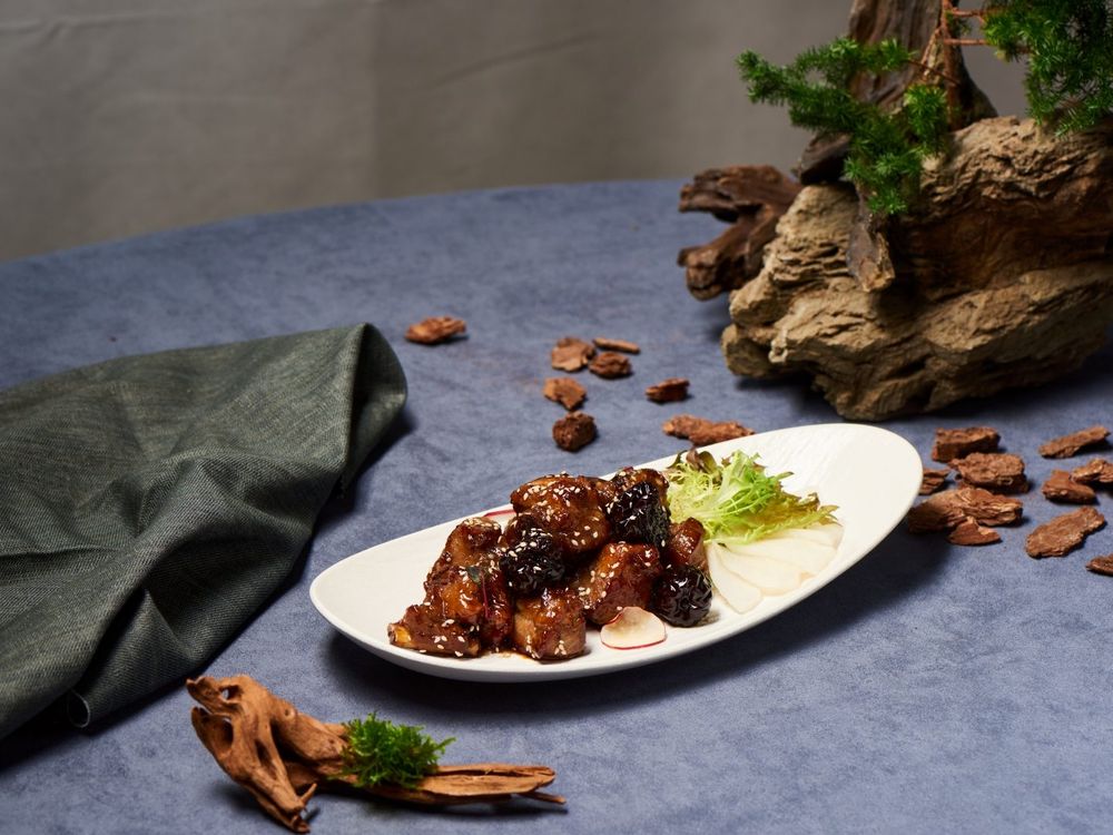 最低6折開吃！上海鄉村最新「承德本家」開幕、「果韻蜜棗嫩排骨&經典烤方」經典菜色全都太欠吃！-6