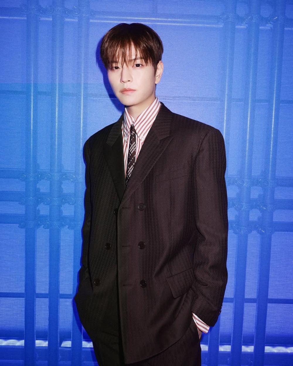 Stray Kids再度稱霸時裝週！Felix、鉉辰「神級顏值」暴擊全網！高清照要存下來當桌布！-11