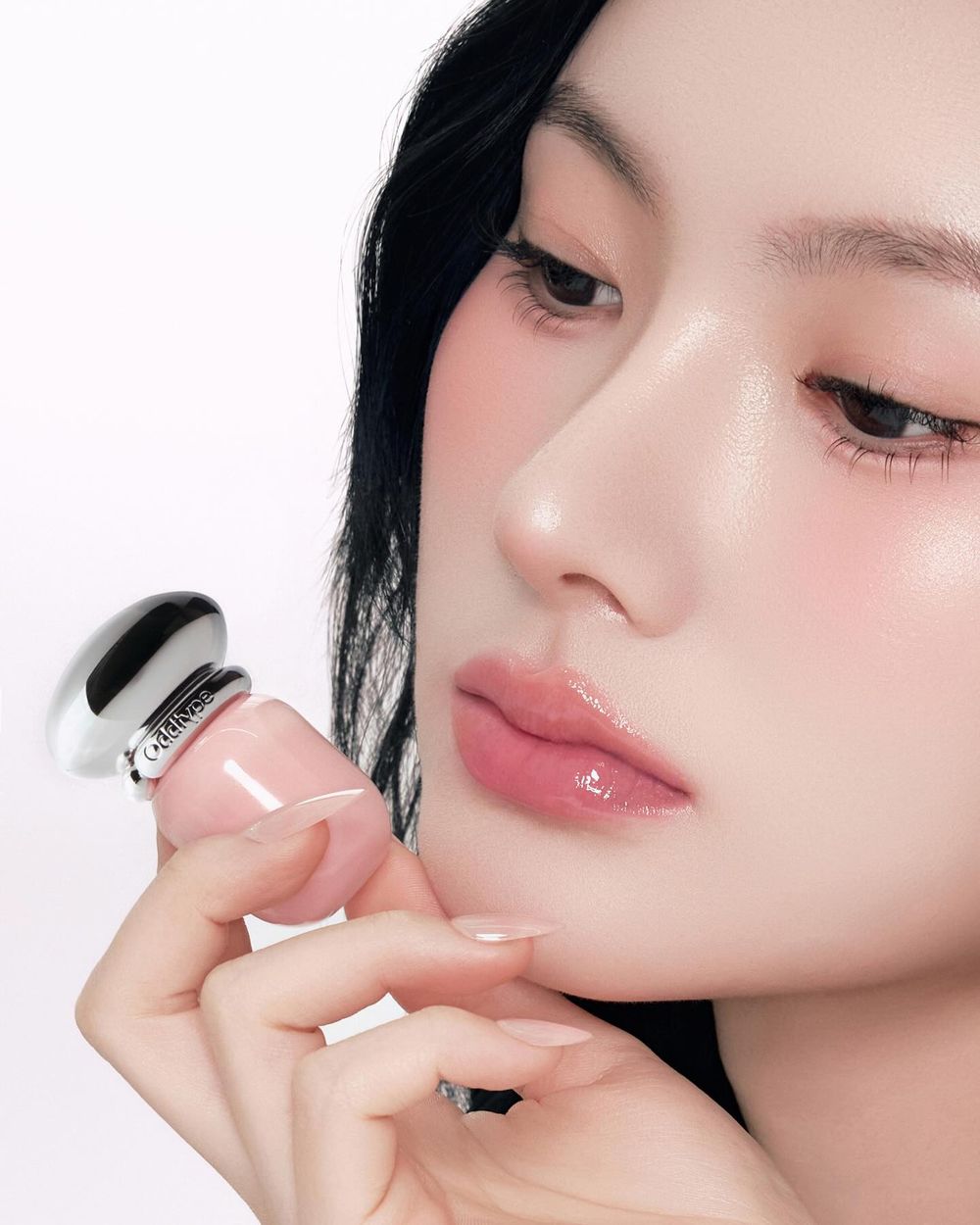 韓女瘋搶「胖胖瓶唇釉」！膠囊瓶身＋金屬LOGO環美到像藝術品，開賣秒衝MUSINSA熱銷第一！-15