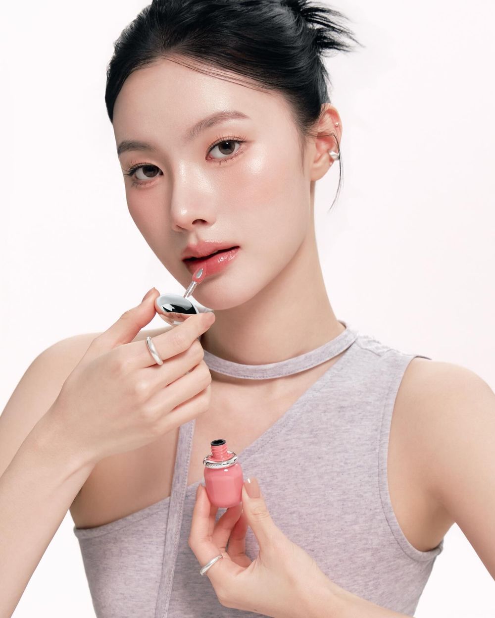 韓女瘋搶「胖胖瓶唇釉」！膠囊瓶身＋金屬LOGO環美到像藝術品，開賣秒衝MUSINSA熱銷第一！-21