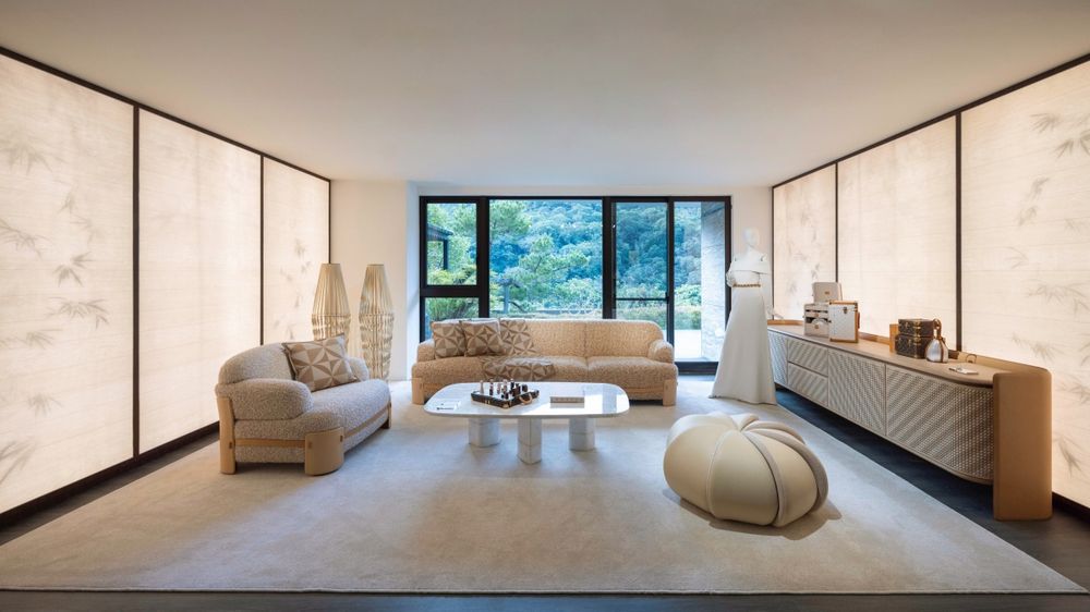 整年都在等！LV典藏工藝展太精彩！台幣三千萬「仙女玻璃硬箱」真面目曝光！真的超美！-17