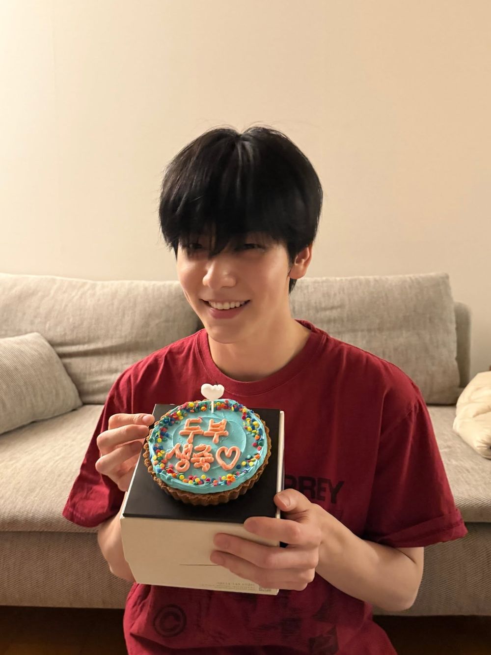 韓網熱議6位「團欺擔當」KPOP偶像代表！彰彬隊內食物鏈最底端，薇娟、Karina「傻大姐」形象！-11