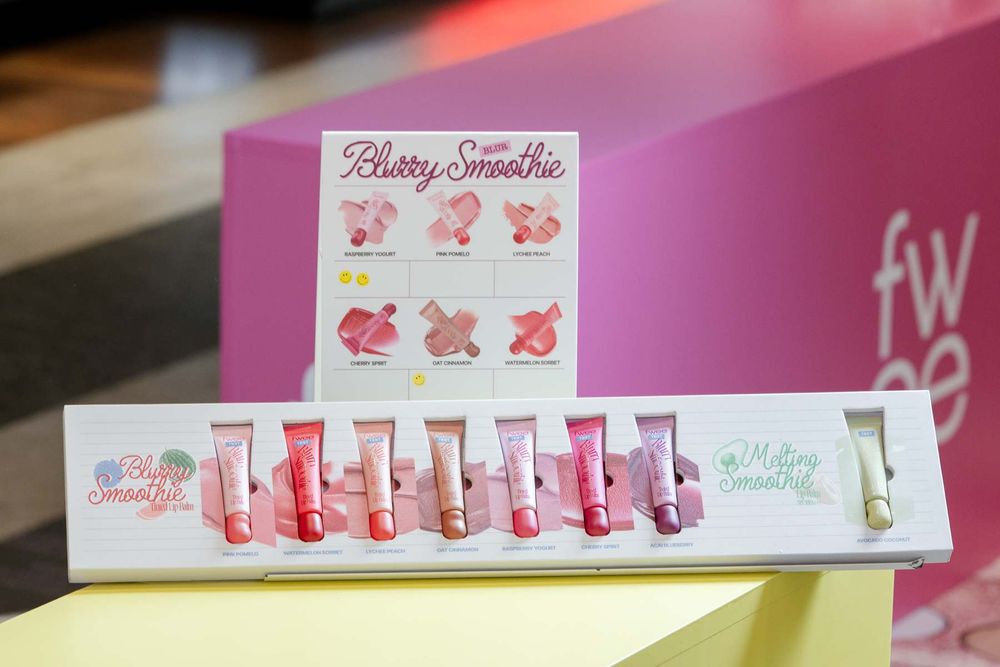 ONCE必衝！TWICE娜璉小卡限量送，韓系人氣彩妝 fwee A11櫃位升級，DIY調色盤＋奶昔唇釉搶先試色！-12