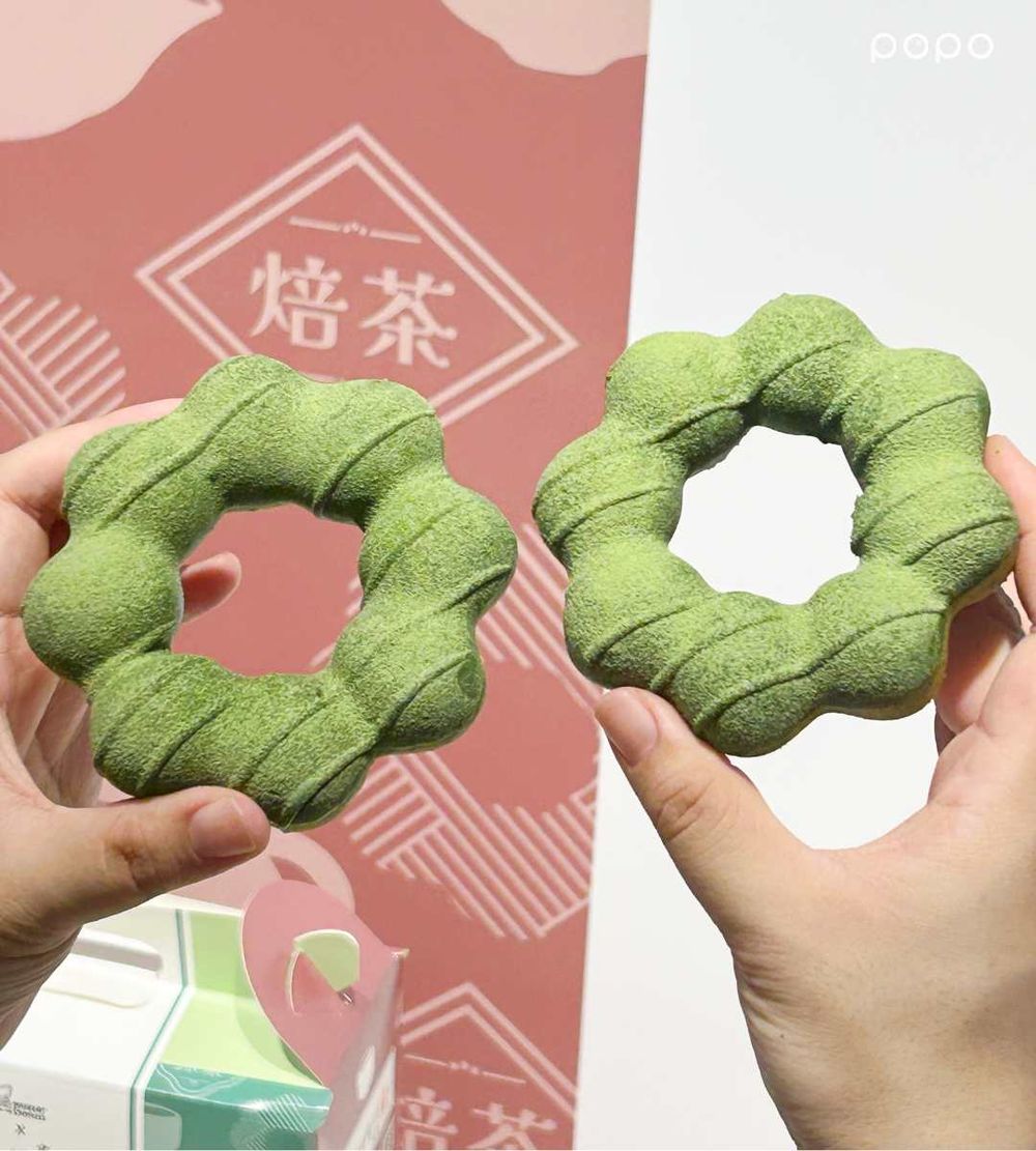 Mister Donut抹茶季新品太欠吃！伊藤久右衛門聯名「爆餡抹茶波波隆尼、生抹茶波堤」全都想吃！-9