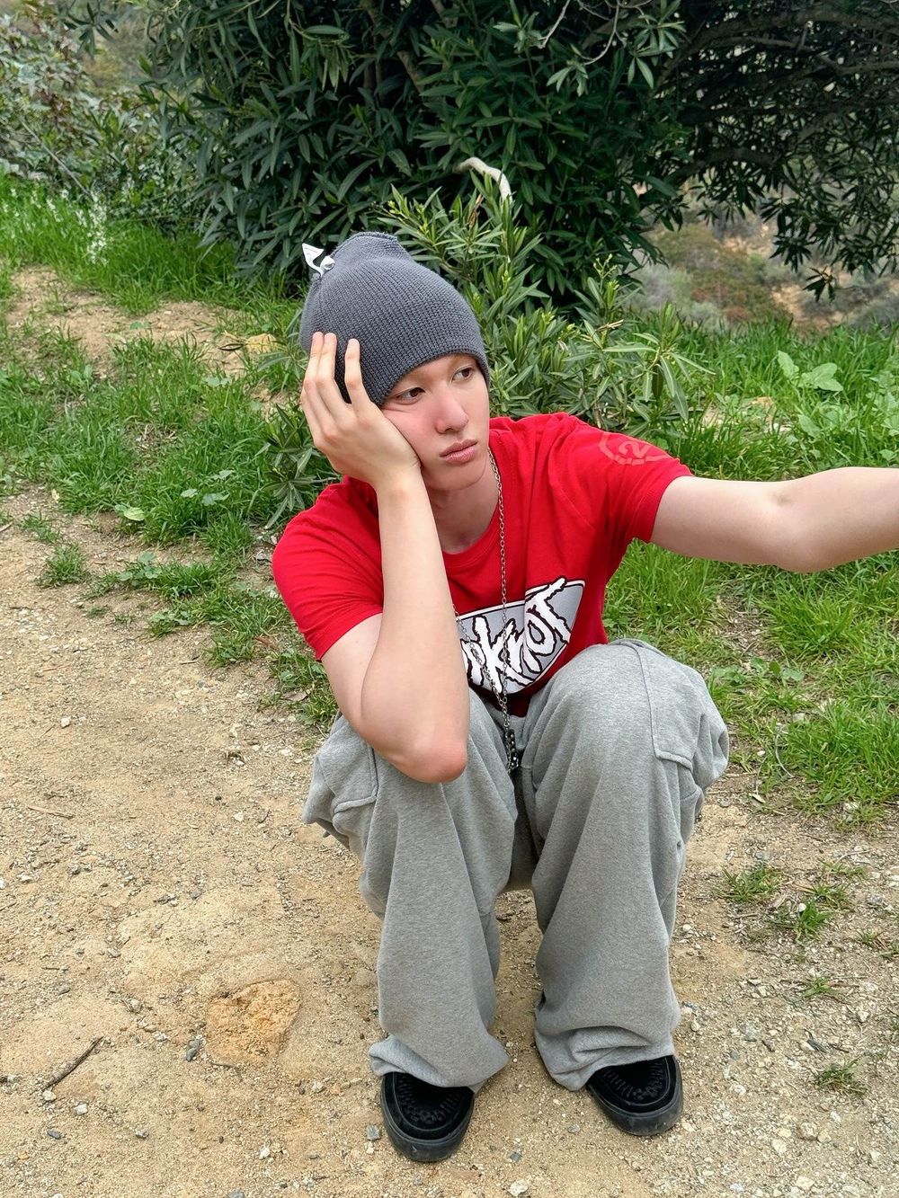 Vans真的找CORTIS代言？！洗衣店拍廣告曝光「兩雙格紋球鞋」COER準備入手同款！-5