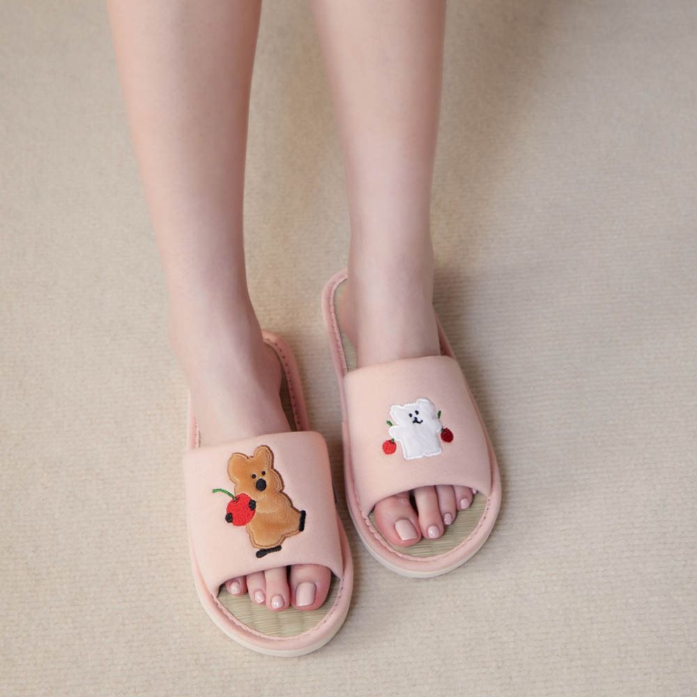 DINOTAENG矮袋鼠聯名家居小物太可愛！「QUOKKA趴姿抱枕、BOBO四季被」台灣就買得到！-2