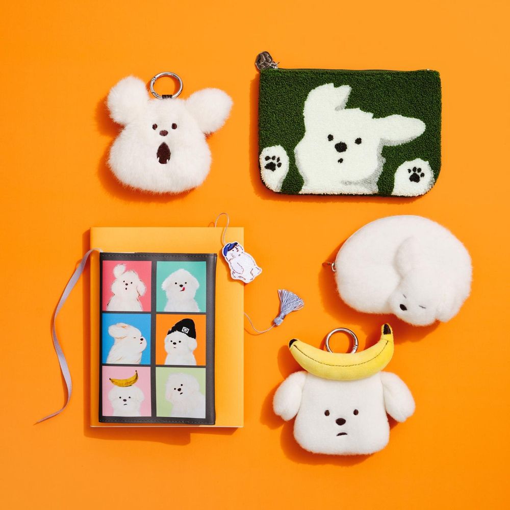 日本開賣超可愛「潦草小狗」聯名周邊！「香蕉小狗絨毛吊飾、滿版狗狗馬克杯」全都太欠買！-5