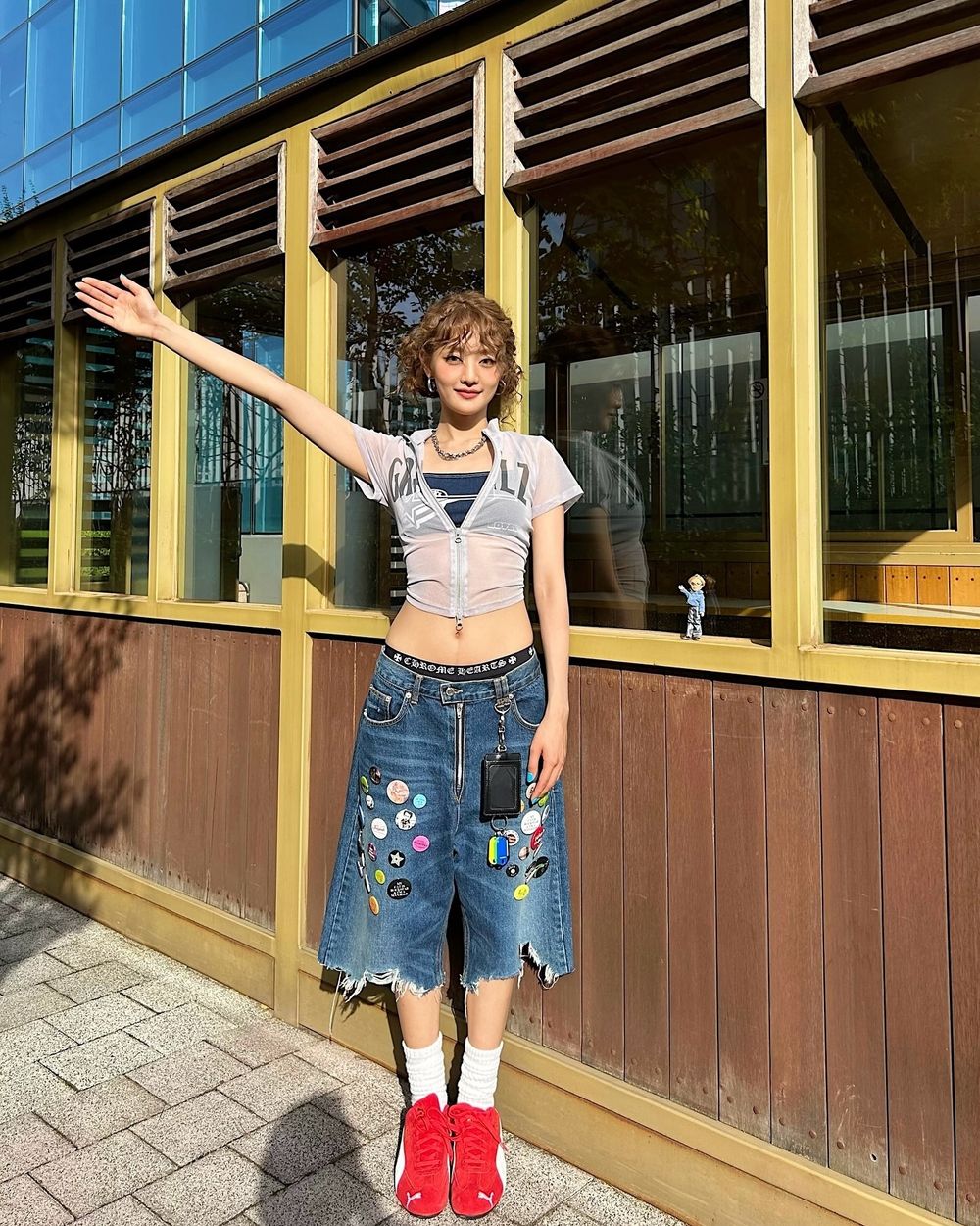 韓網公認7位最適合Y2K概念的女偶像！NATTY健康辣妹風，張員瑛、Minnie太搶眼！-10