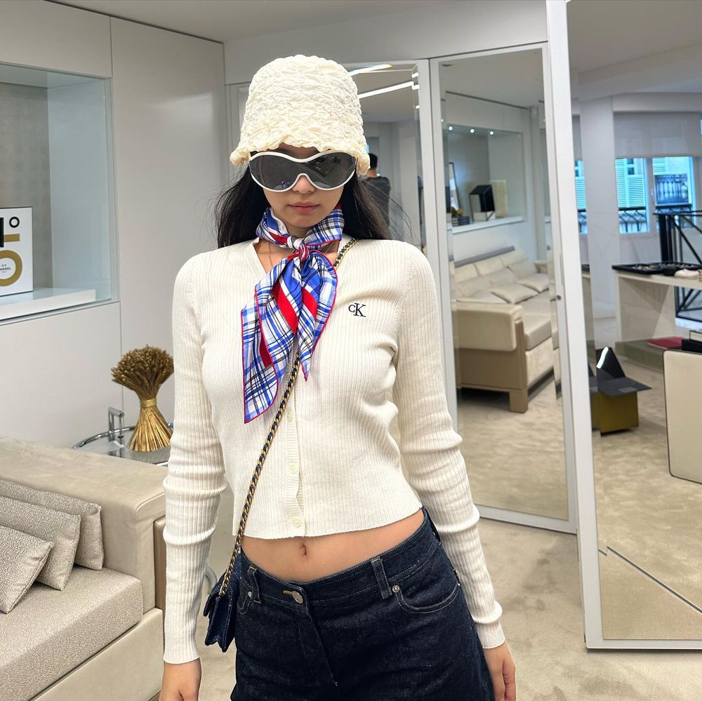 韓網公認7位最適合Y2K概念的女偶像！NATTY健康辣妹風，張員瑛、Minnie太搶眼！-13