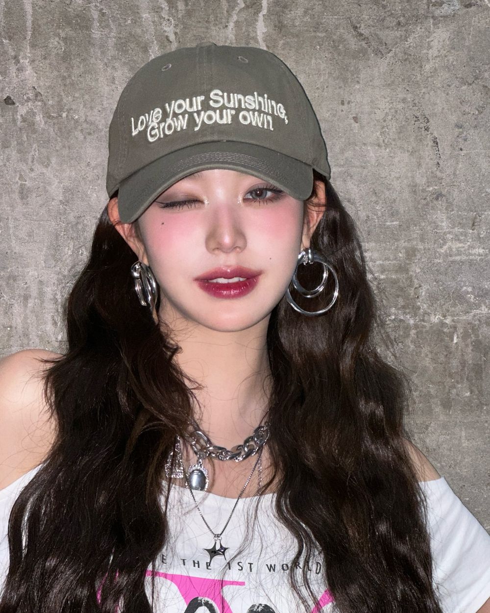 韓網公認7位最適合Y2K概念的女偶像！NATTY健康辣妹風，張員瑛、Minnie太搶眼！-15