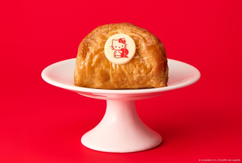 日本開賣Hello Kitty聯名蘋果派！「蝴蝶結千層派」四款萌翻甜點必吃、還有超可愛Kitty保溫袋要買！-11