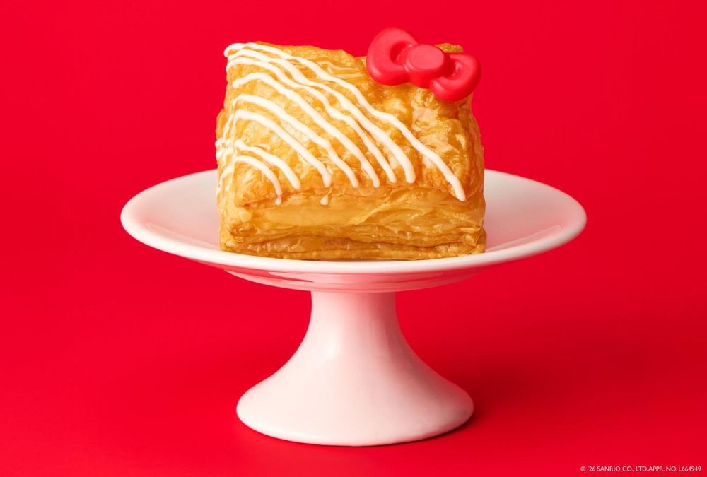 日本開賣Hello Kitty聯名蘋果派！「蝴蝶結千層派」四款萌翻甜點必吃、還有超可愛Kitty保溫袋要買！-5