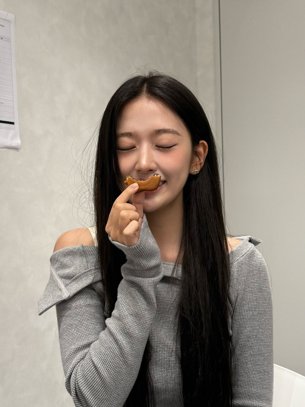 韓網公認6位新生代「搞笑擔當」偶像代表！海嫄根本相聲大師，安俞真、以安性格超瘋！-5