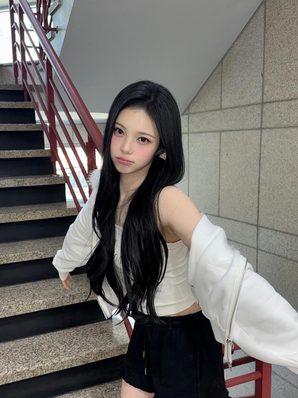 韓網公認6位新生代「搞笑擔當」偶像代表！海嫄根本相聲大師，安俞真、以安性格超瘋！-10