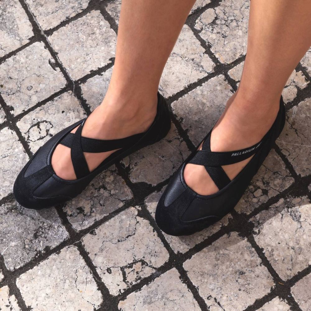 PALLADIUM放大絕！推出三大芭蕾風球鞋「瑪莉珍、薄底鞋」超美！腿瞬間又細又直！-3