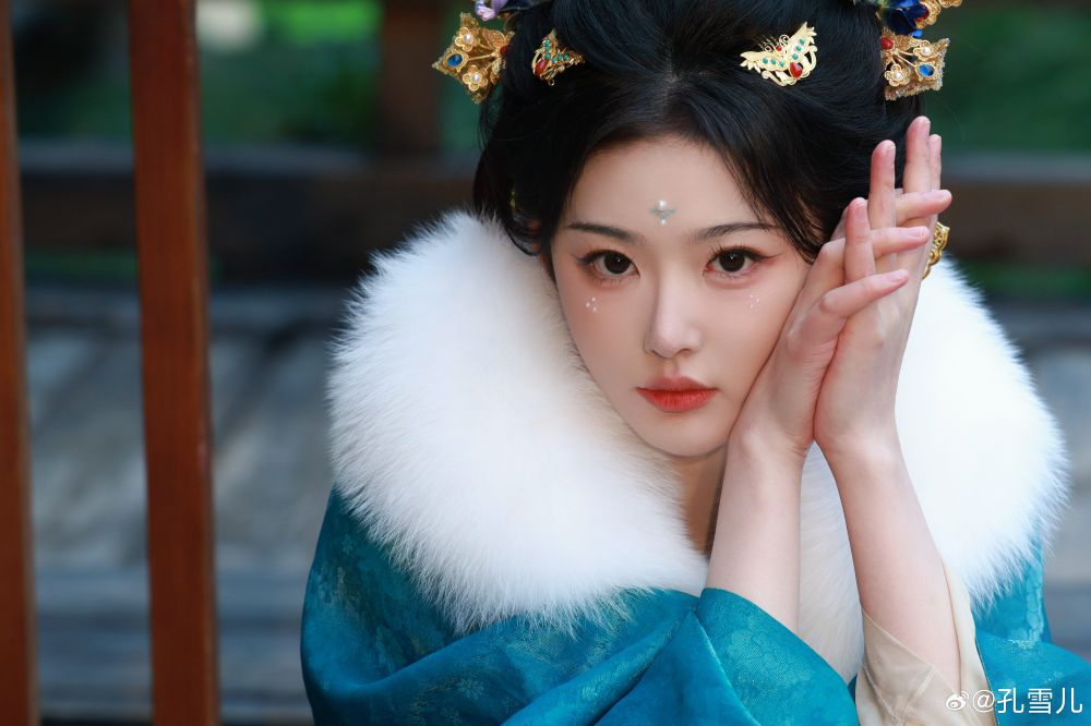 《逐玉》女星顏值集體封神！田曦薇瘦身不瘦胸、孔雪兒陸娛認證髮量王者，從女主到女配、都是巔峰AI級美顏！-2