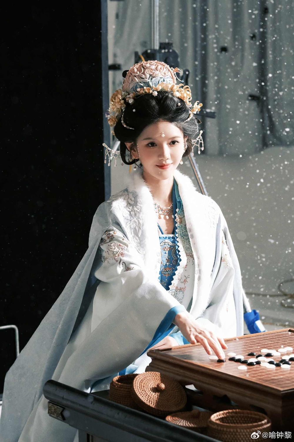 《逐玉》女星顏值集體封神！田曦薇瘦身不瘦胸、孔雪兒陸娛認證髮量王者，從女主到女配、都是巔峰AI級美顏！-6