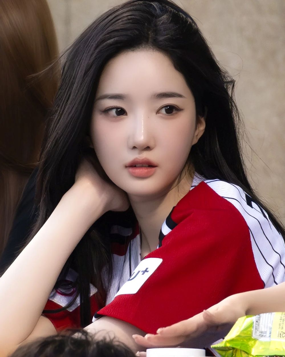 韓網熱議7位「初戀相」新生代女偶像！柳河清純甜美兼具，Rora、Sooin清冷感十足-8