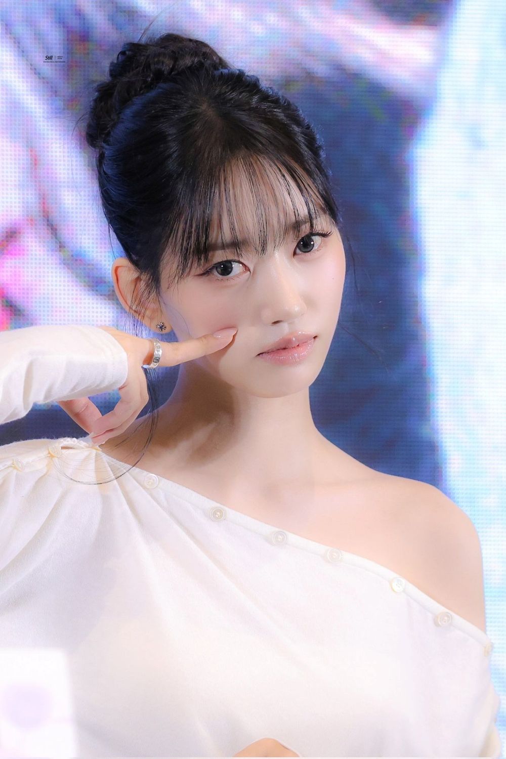 韓網熱議7位「初戀相」新生代女偶像！柳河清純甜美兼具，Rora、Sooin清冷感十足-12