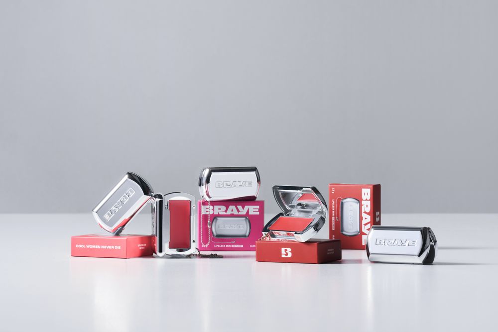 韓國話題彩妝「BRAYE迷你滑蓋唇頰盤」屈臣氏買得到！自帶掛飾＋補妝鏡、限定新色登場，日本斷貨級爆款要搶！-2