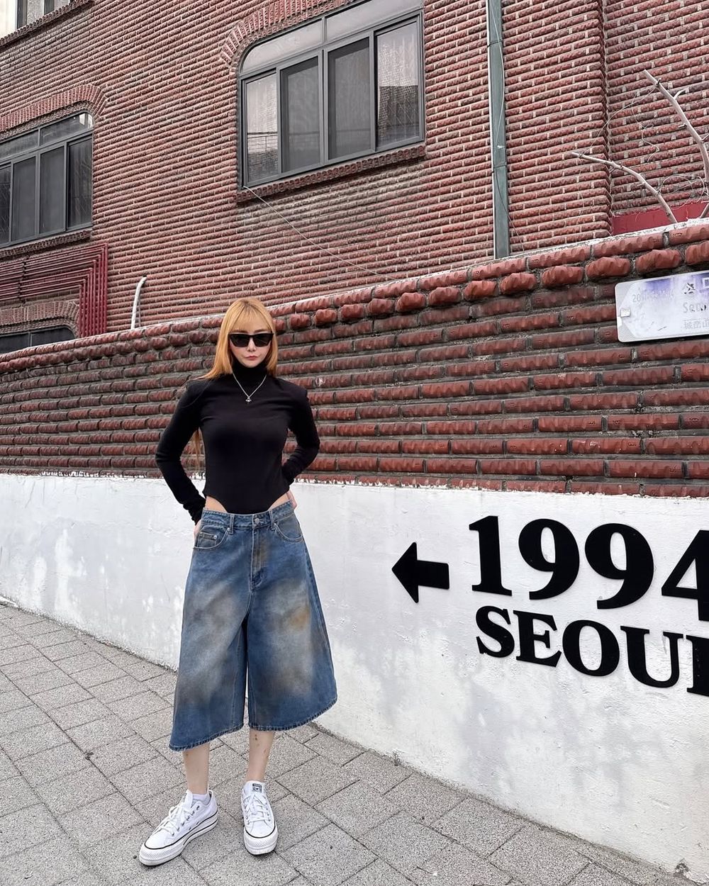 穿了就回不去！5招高級顯瘦「連體衣穿搭」身材瞬間變超好！難怪韓星都在穿！-3