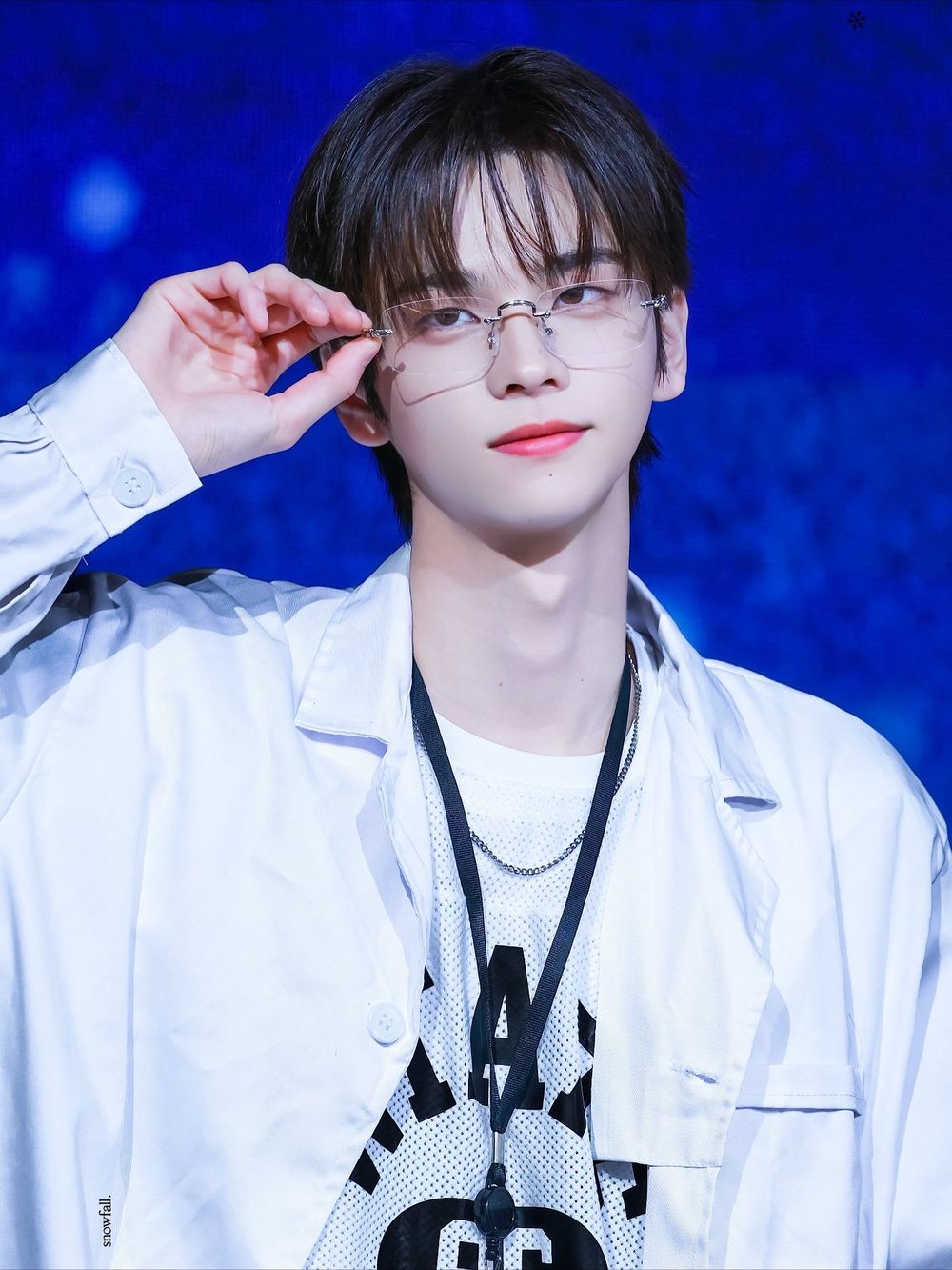 韓網熱議6位「初戀相」新生代男偶像代表！成燦暖男學長感十足，申惟、主訓清新感爆棚！-5