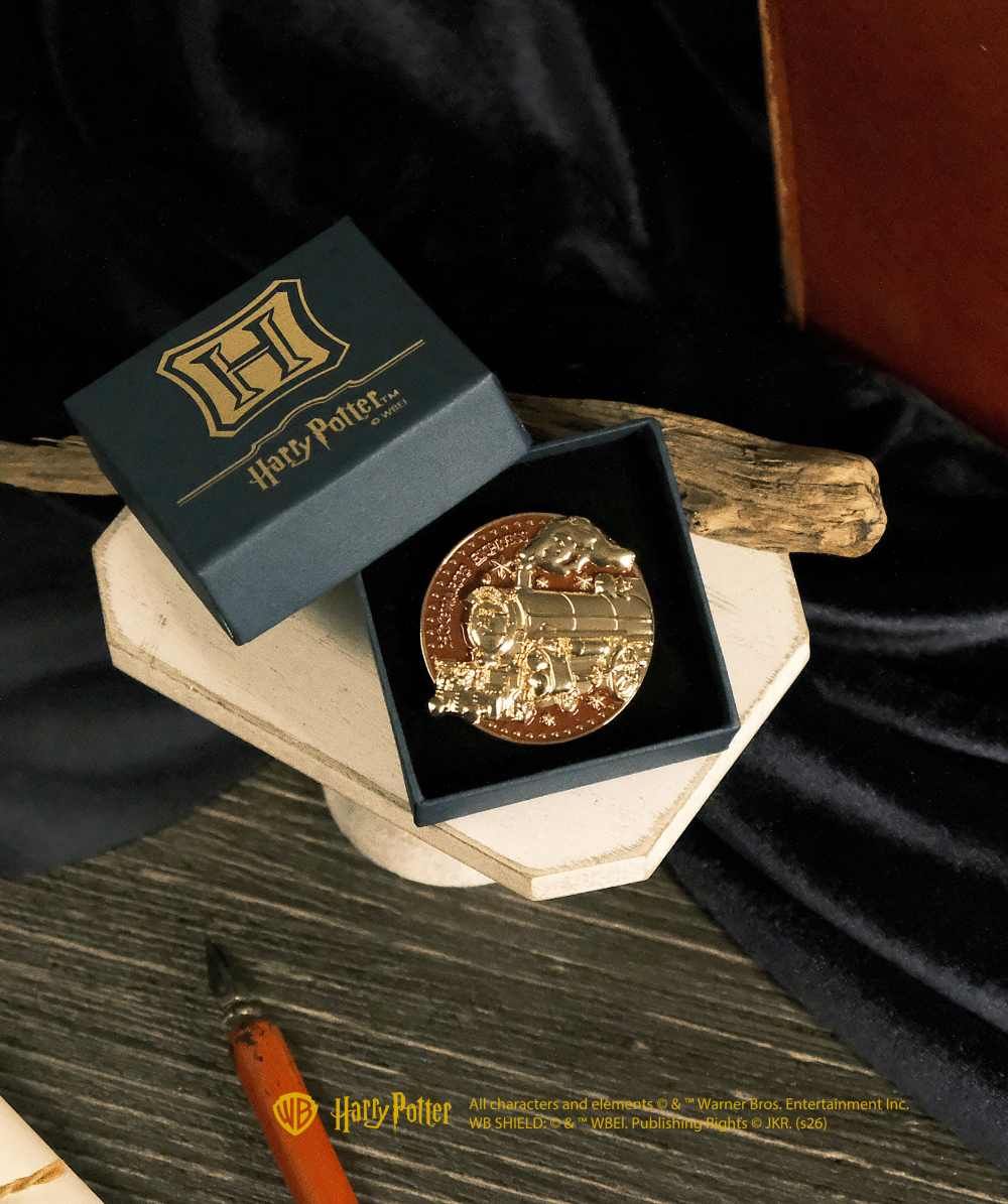 台灣哈利波特專賣店一歲了！限定必買「金屬徽章&原子筆」美翻、滿額再送入學通知信收納包！-5