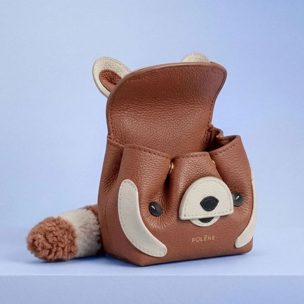 Polène經典包有分身了！「氣噗噗小雞、呆呆小豬」掛飾可愛到姨母笑！四款根本要全收藏！-6