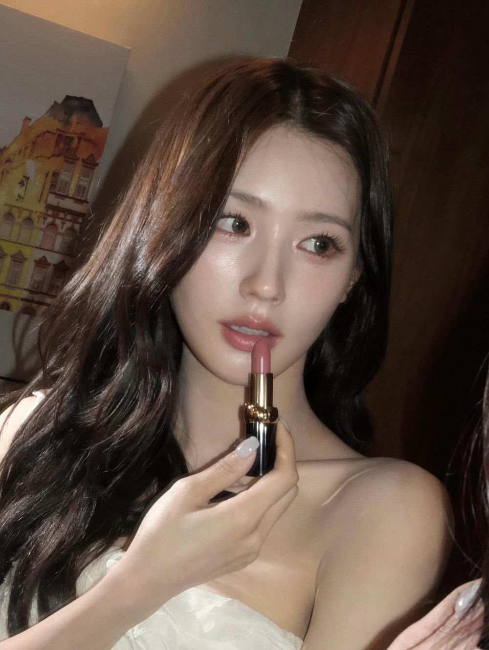 全台首間LV彩妝空間太狂！從試妝到拍貼一次搞定、明星同款直接列入必逛清單！-8