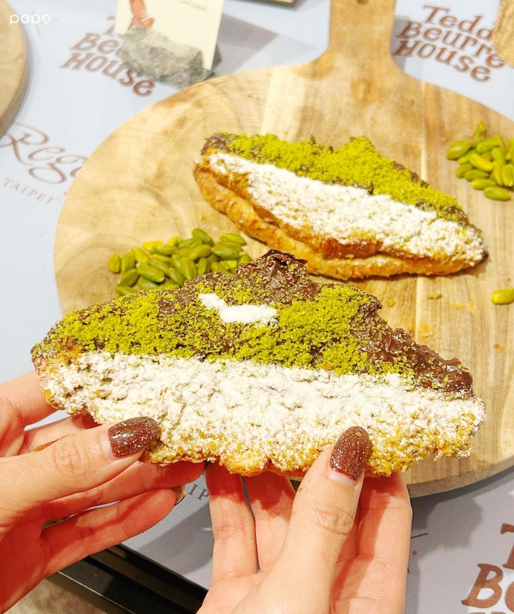 2026杜拜巧克力甜點新品懶人包！COMEME「杜拜巧克力蛋塔」、拉亞「開心果巧克力貝果」全都想吃！-2