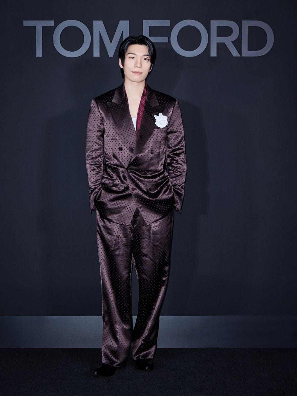 TOM FORD晚宴根本神仙打架！GD、李洙赫小情侶同場放閃、池昌旭戴墨鏡帥爆，首爾的空氣都在發香！-6