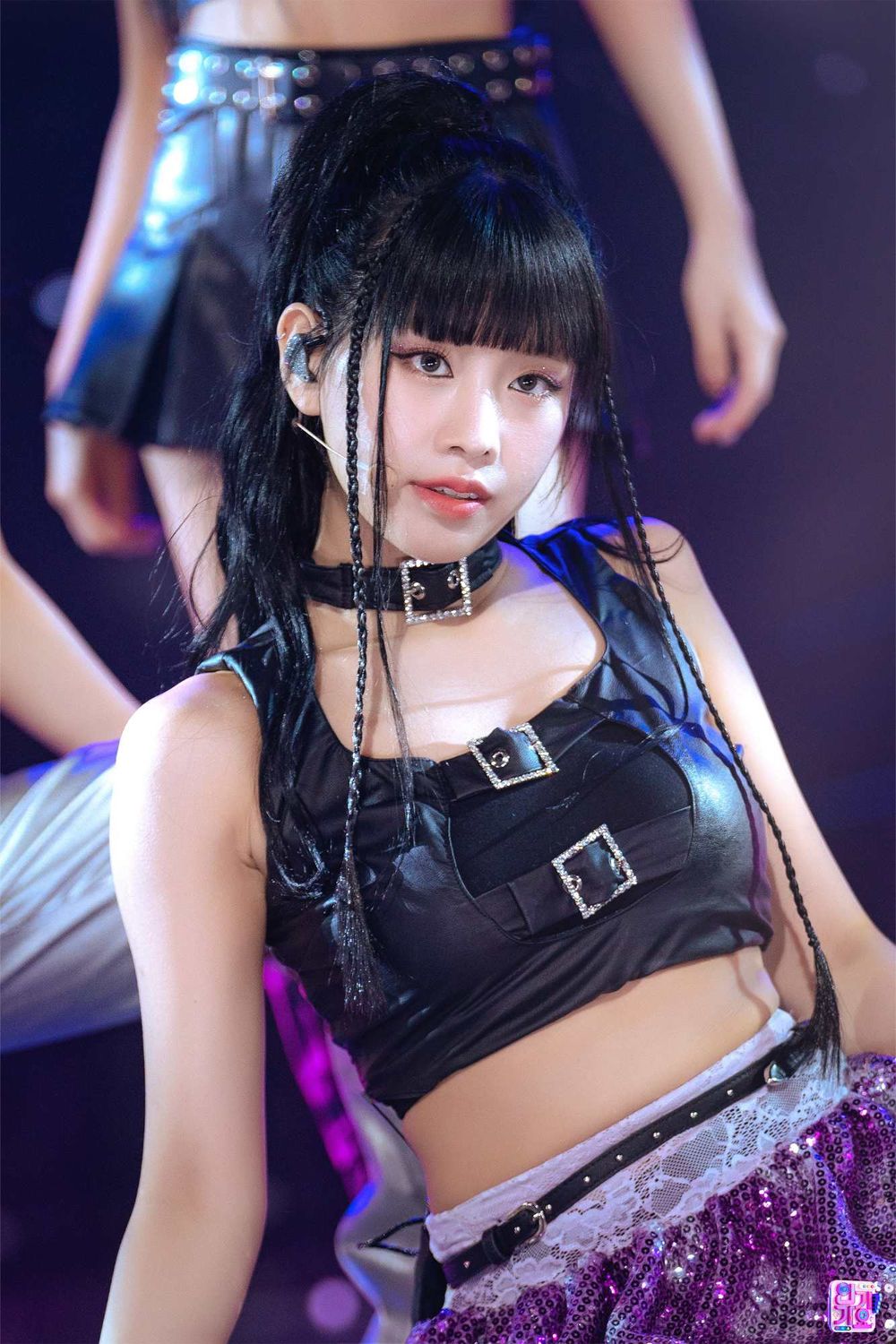 網熱議7位力量型KPOP女偶像！志效全場電力滿格根本「行走的發電機」，安俞真、禮志都是舞台殺手！-10