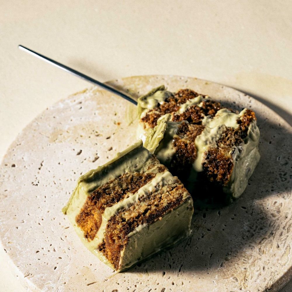 社群超夯甜點「承繼」快閃台中新光！開心果提拉米蘇、生巧克力布朗尼、焦糖起司蛋糕必買一次看！-7