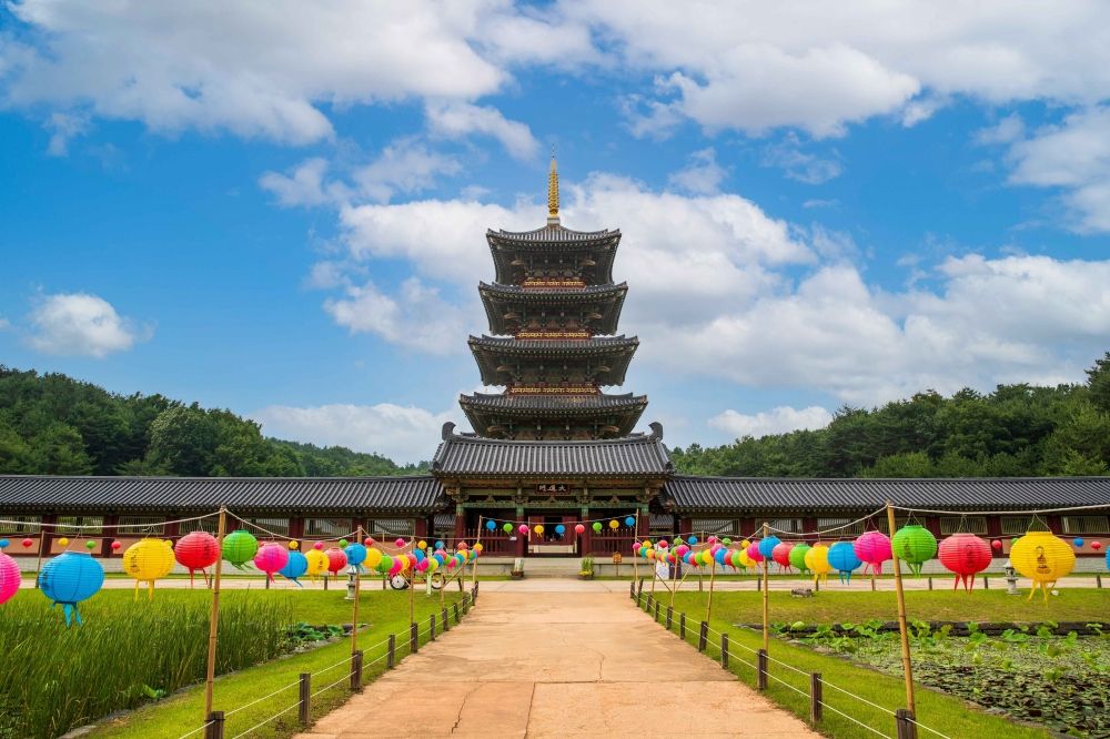 2026春季6大韓國旅遊景點推薦！江陵鏡浦湖櫻花海美翻天、首爾近郊跟羊駝近距離接觸太療癒！-10