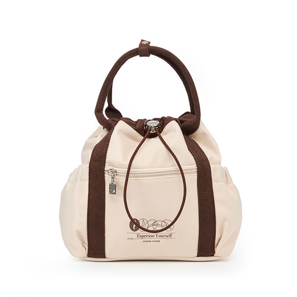 FILA x CAMA超強跨界聯名來了！牛奶咖啡、拿鐵配色超好看！滾邊棒球帽被問爆！-7