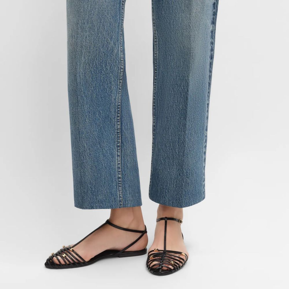 2026年CELINE必買精品包、配件盤點！ 縮小半月包、囧臉包回歸...直接列入購物車！-15