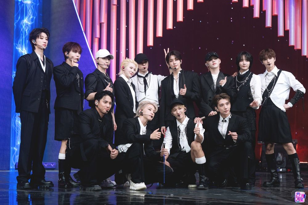 滿滿團魂！盤點8個全員成功續約的KPOP韓團！SEVENTEEN二度全員續約創紀錄，TWICE動向引關注！-16