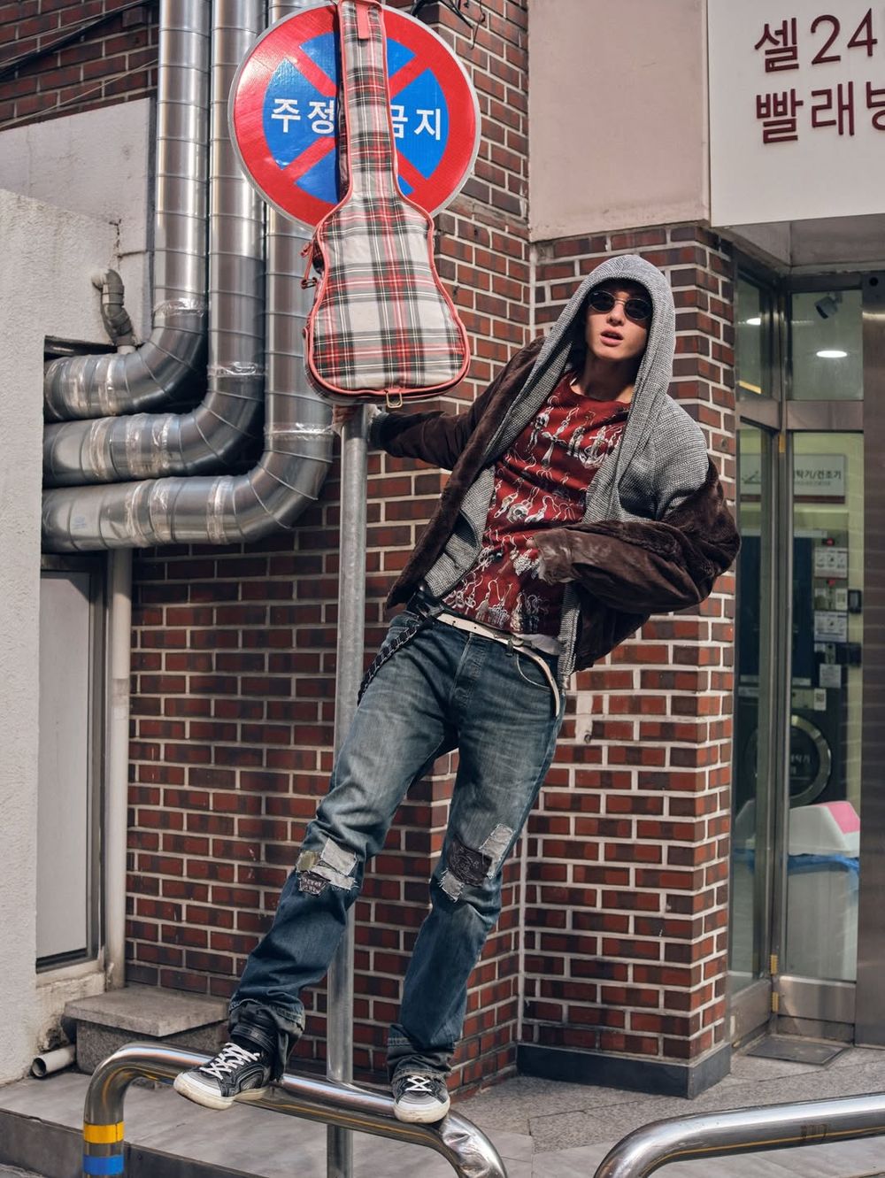 COER們準備好了嗎！CORTIS回歸倒數、首爾「街拍概念照」曝光！青春頹廢造型感覺很有戲？！-6