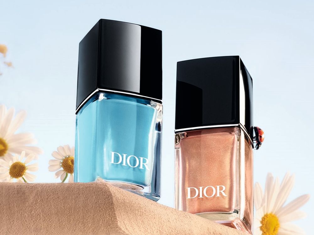 這波2026夏限定彩妝真的會爆！DIOR限量瓢蟲小雛菊打亮＆修容盤，一刷直接自帶南法度假光！-7
