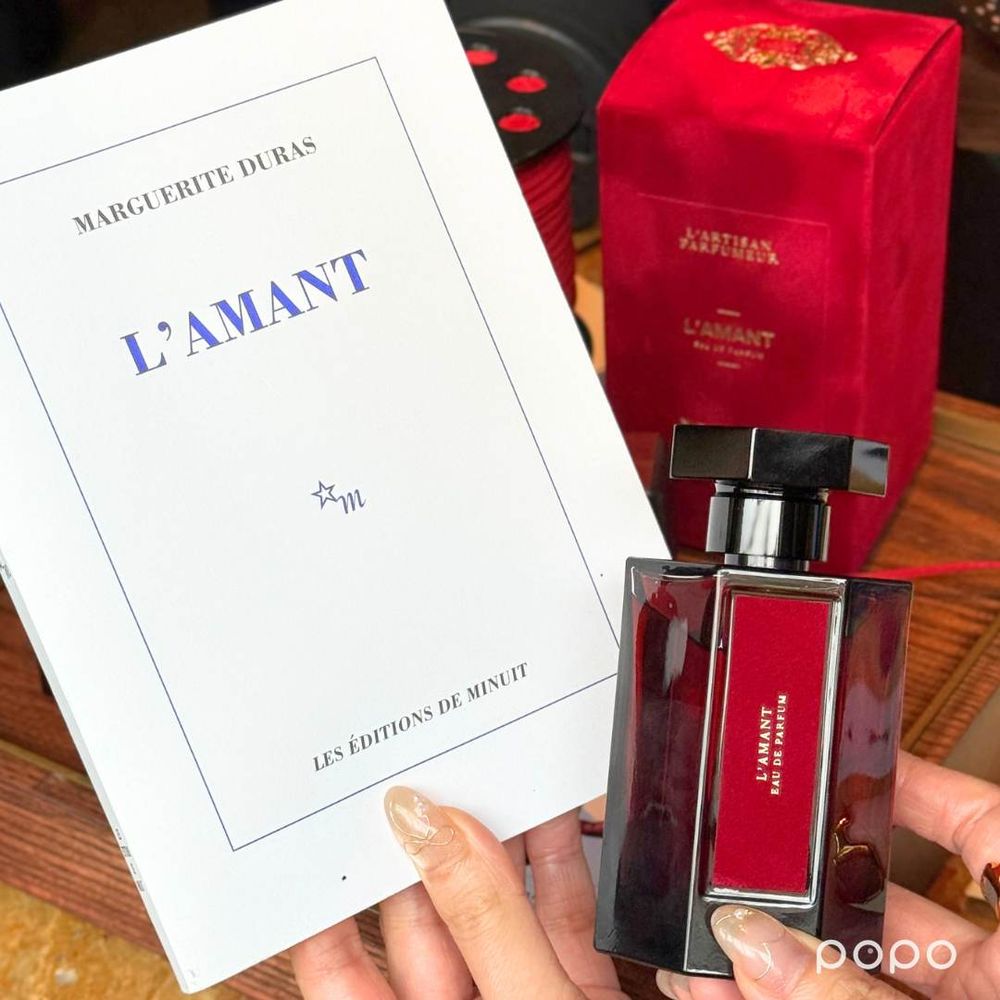 這瓶墨香會讓人沉淪！阿蒂仙之香話題新品「L’AMANT情人」，曖昧墨水＋辛香氣息，就像寫在肌膚上的情書、太纏綿！-8