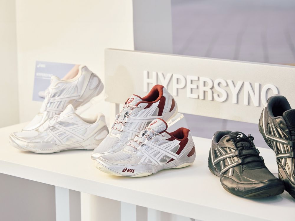 2026球鞋買哪雙？ASICS新款薄底鞋超好看！兩大全新「細腿球鞋」得列入購物清單！-7