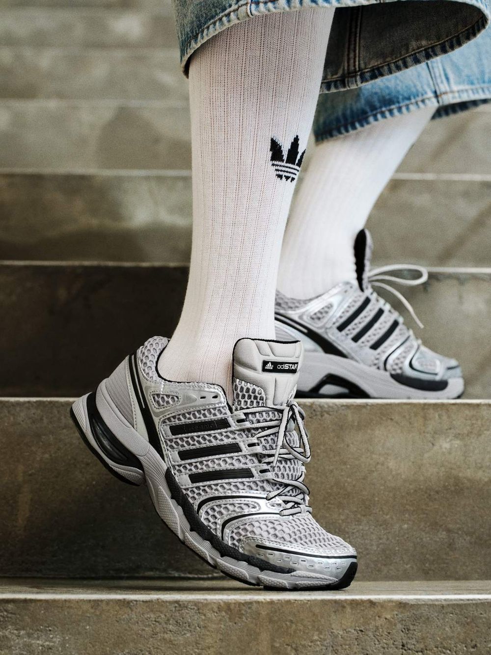 最狂愛迪達代言人Felix同款都找到了！球鞋、外套、褲子「從頭到腳」菲菲身上的都要入手！-3