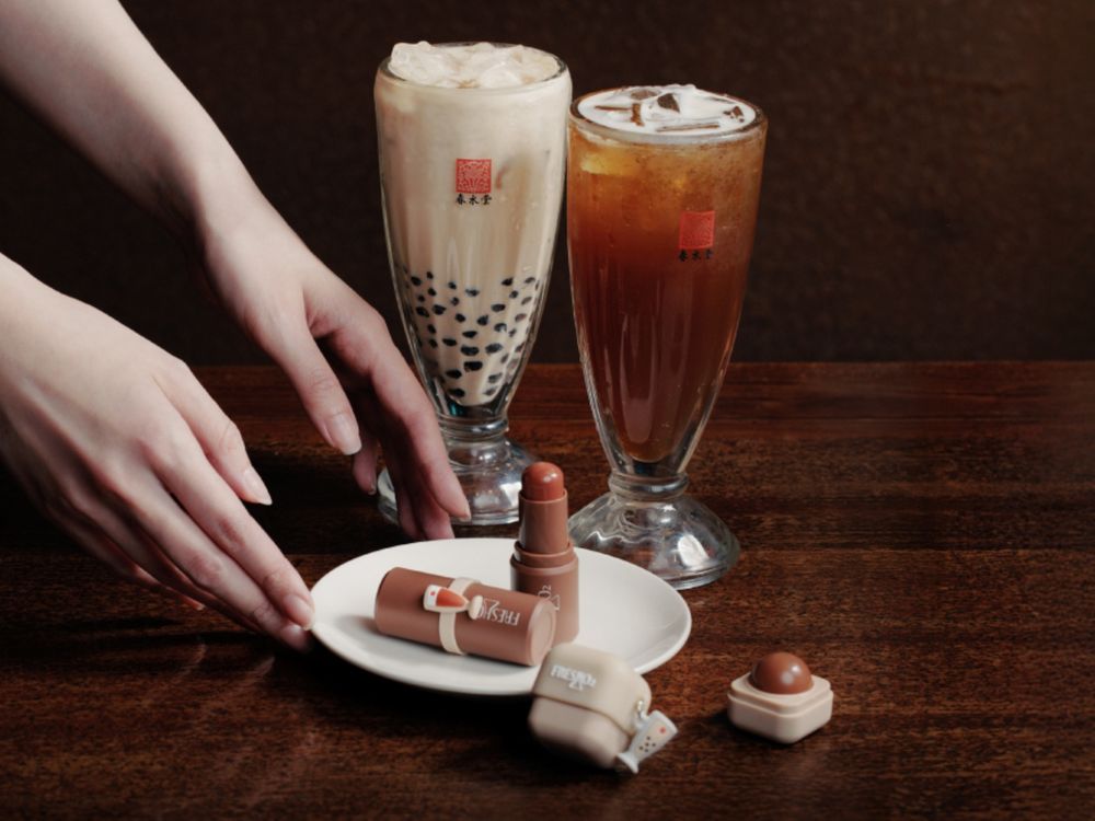 2026跨界最強聯手！FreshO2 x 春水堂把「珍珠奶茶」變腮紅、唇彩，台味限定彩妝伴手禮，觀光客都來搶！-3