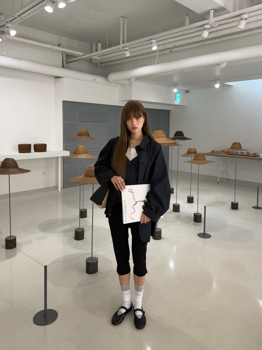 不穿短褲更時髦？「卡布里七分褲」今年必備有一件！6大重點穿出細腿高級感、根本梨形身材救星！-5