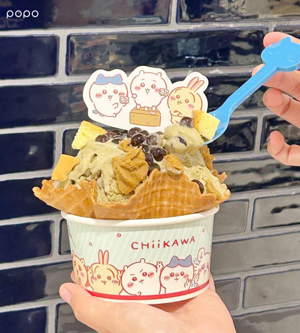 酷聖石又跟吉伊卡哇聯名啦！除草證&小桃吉伊插卡+限定冰品太欠吃、還有8款徽章要收藏！-9